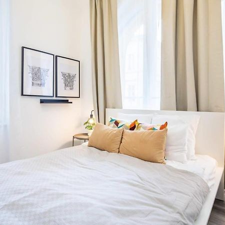 Extra Central Mini Studio - Lively Neighborhood Boedapest Buitenkant foto